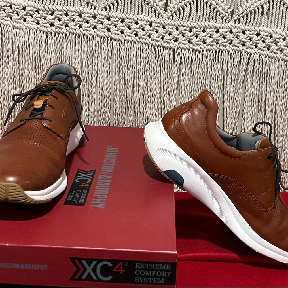 Johnston & Murphy Men's Tan Sneakers - Picture 2 of 6